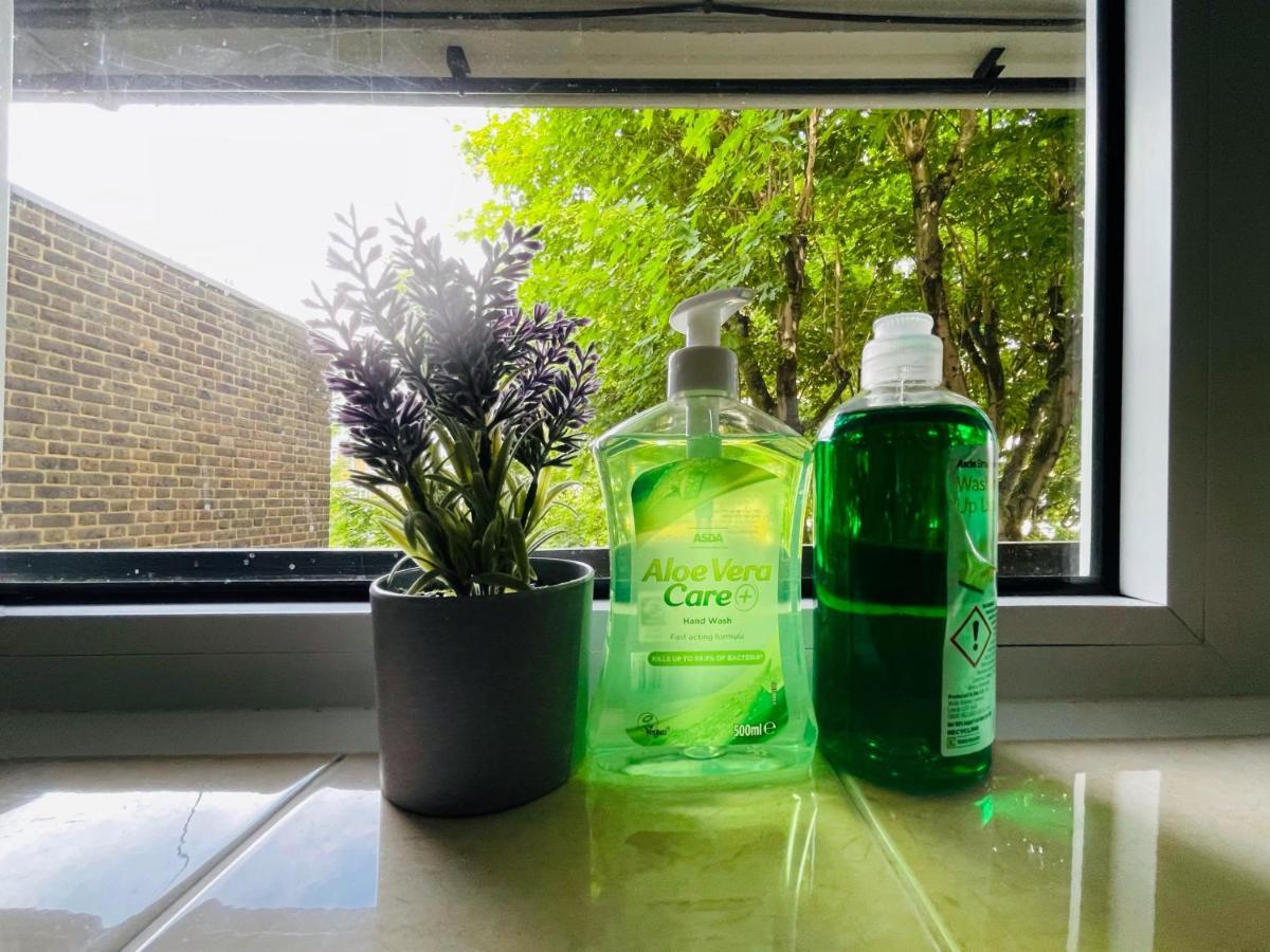 Noah'S Place In Mile End London Ngoại thất bức ảnh